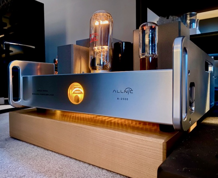 A-2500 Single-Ended Triode 211 or 845 monoblock amplifier